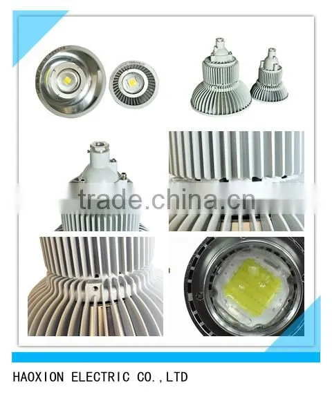 LED flood light fixture