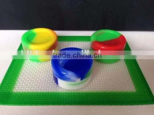 Colorful silicone insert healthy silicone wax jar with lid silicone dab wax container jars small silicone container