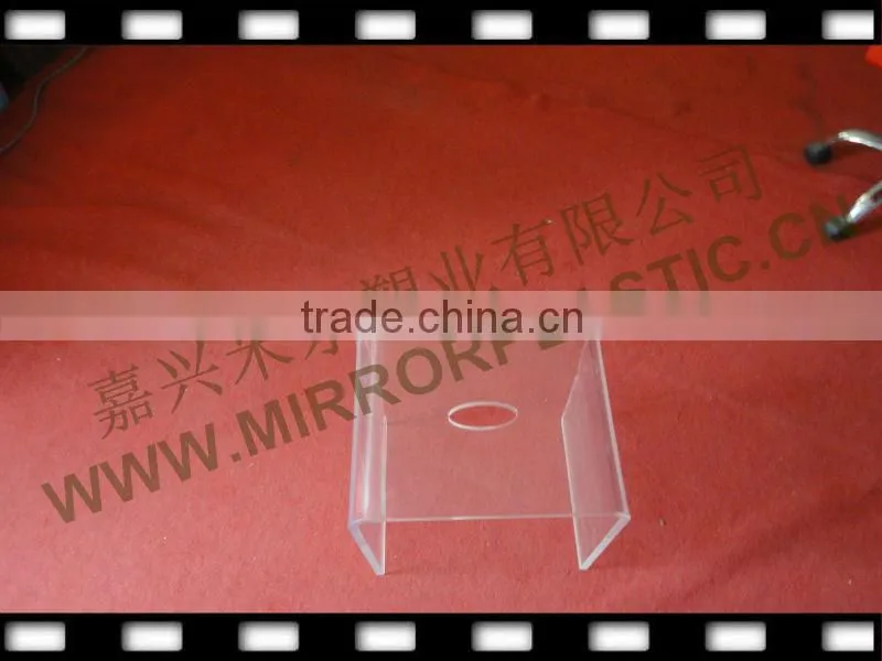 U shape acrylic chair