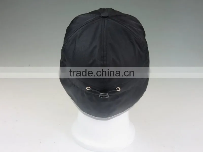 Sports Baseball Cap with Fleece Inside and Earmuff