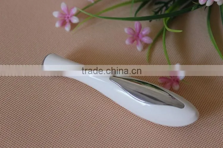 multi-functional eye massager best anti-aging skincare products