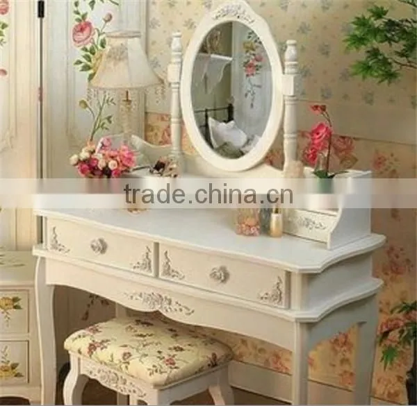 Solid Wooden Dresser Europe Style White Color Bedroom Dressers With Stool Knocked Down Package 90*38*146CM