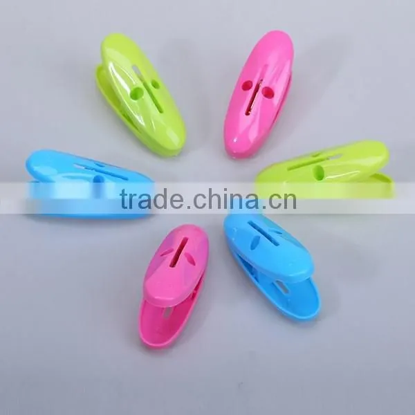 Laundry accessories 18 pcs plastic colored spring clothespins