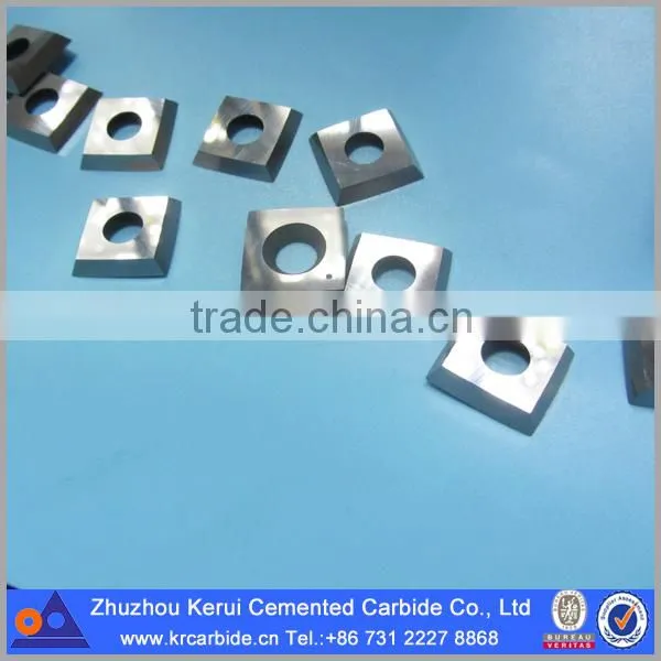 Square carbide insert knives for woodworking tools
