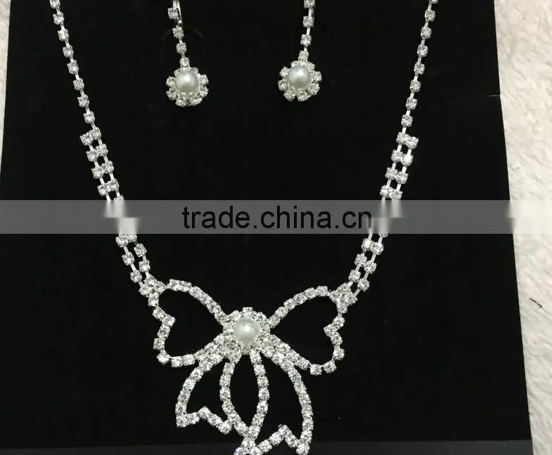 New Arrivals wedding Silver bowknot Crystal Bridal Choker Necklace Earring Jewelry Set