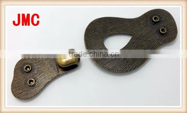 CHH high-grade metal buttons on the buckle collar hook