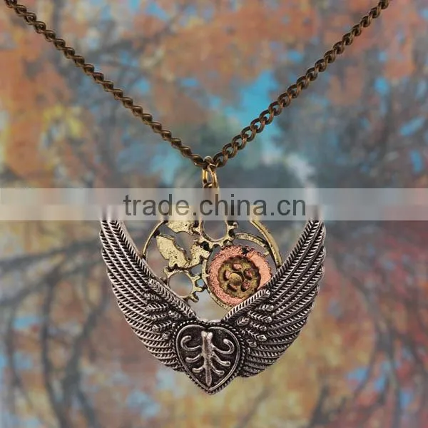 High Quality Alloy Pendant in Stock Steampunk Pendant Necklace Jewelry