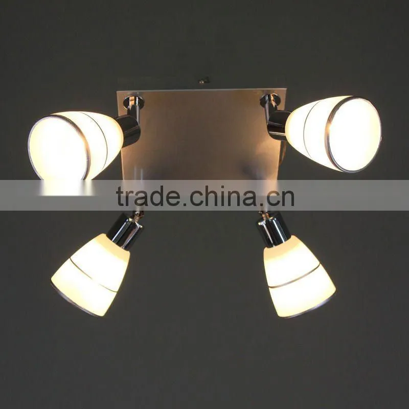 Wall lamp