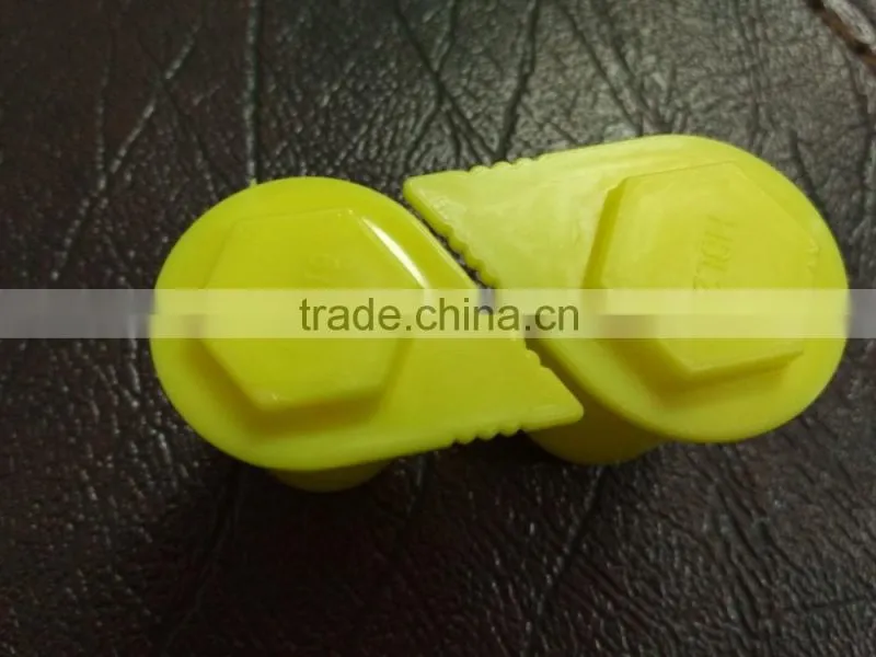 PA material 10 multiply 285mm / 10 multiply 335mm heavy truck wheel nut retainer