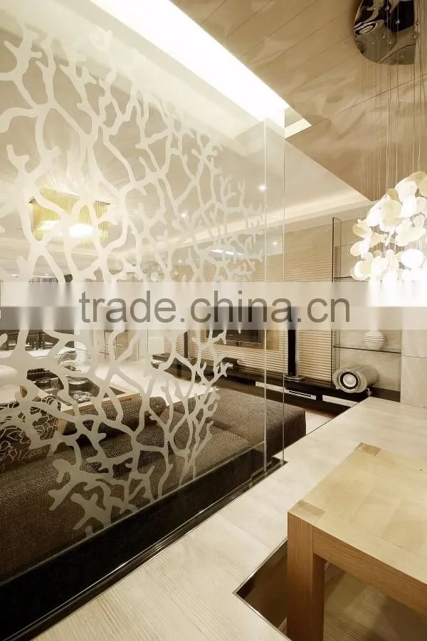 Living Room Float Glass Partition Design Liquid Glass Coating