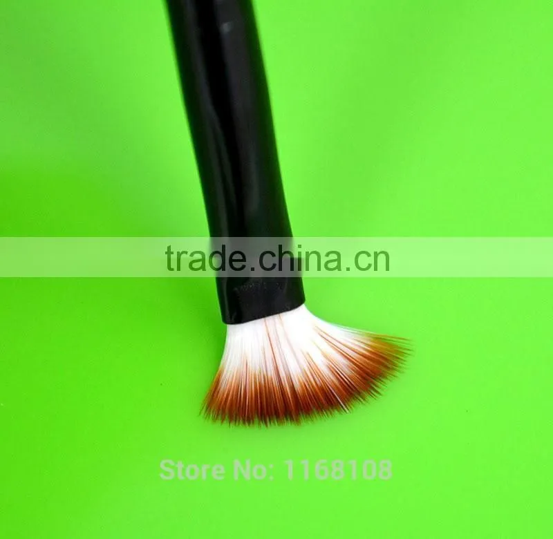 Fashion Eyebrow Eyeshadow Brush Makup Tool