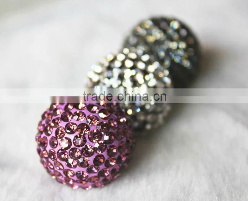 Handmade resin pandent of jewelry