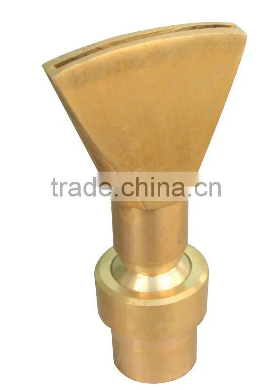 Fan-shape garden fountain nozzle