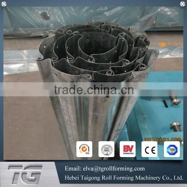Precoated plate rolling shutter door forming machine