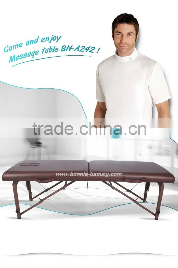 2015 the newest comfortable two fold professional portable massage table from BONNIEBEAUTY