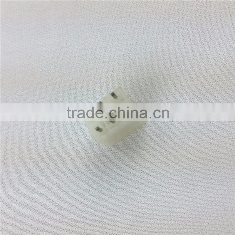 Electronic plastic terminal connector/connector terminal