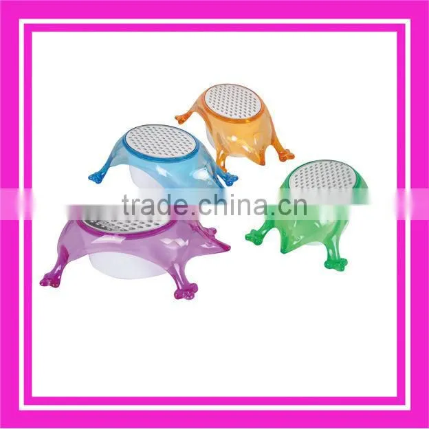 plastic kitchen juicer grater