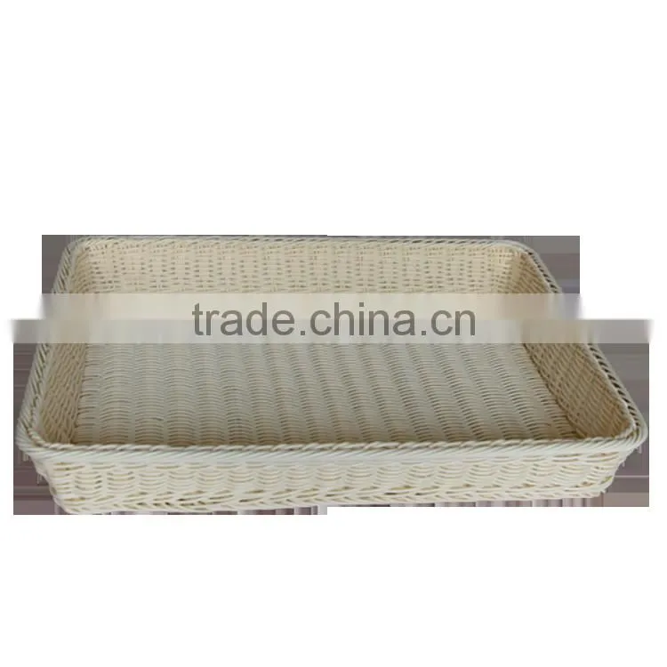 Wholesale plastic rattanwoven picnic basket for fruit and bread display