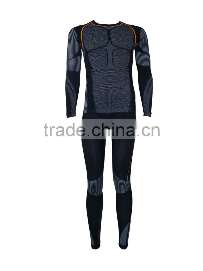 2017 Men thermal underwear winter thermal suit 3 layers long johns