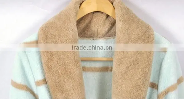 Winter thickness plain strip printed blue coral fleece bathrobe