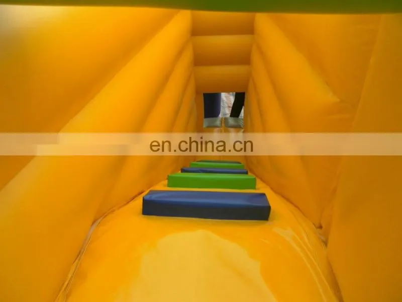 Crazy and popularJungle Jumping Castle With Slide, Best Sale Inflatable Bouncy Castle With Slide