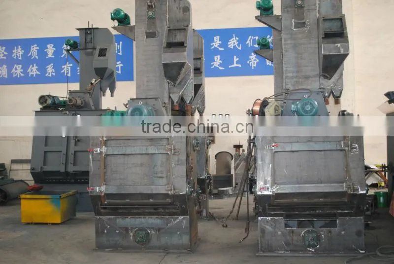 Q32 Crawler Tumblast Apron Rubber Belt Shot Blasting Machine