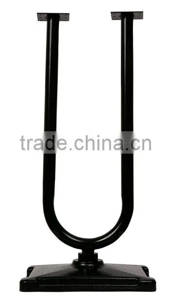 U-shape stand for vending machine