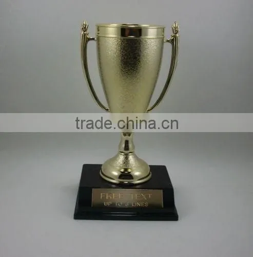 cheap metal brass world cup sports football Gold plated trophy/soccer ball trophy