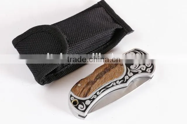 OEM new design 440C stainless steel pocket knife with wood