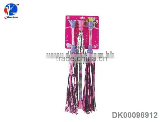 Passionate Paper Pom Poms