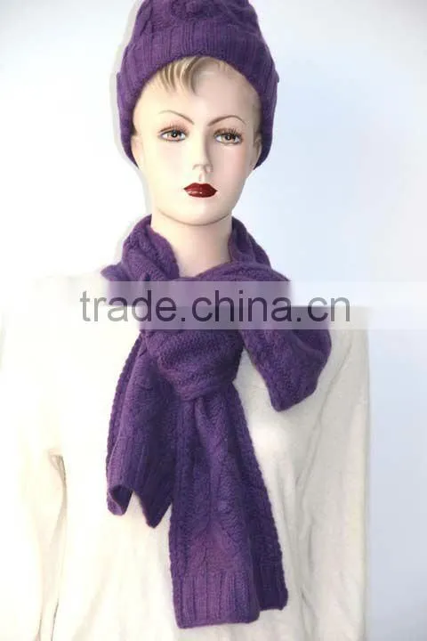 100% wooled scarf