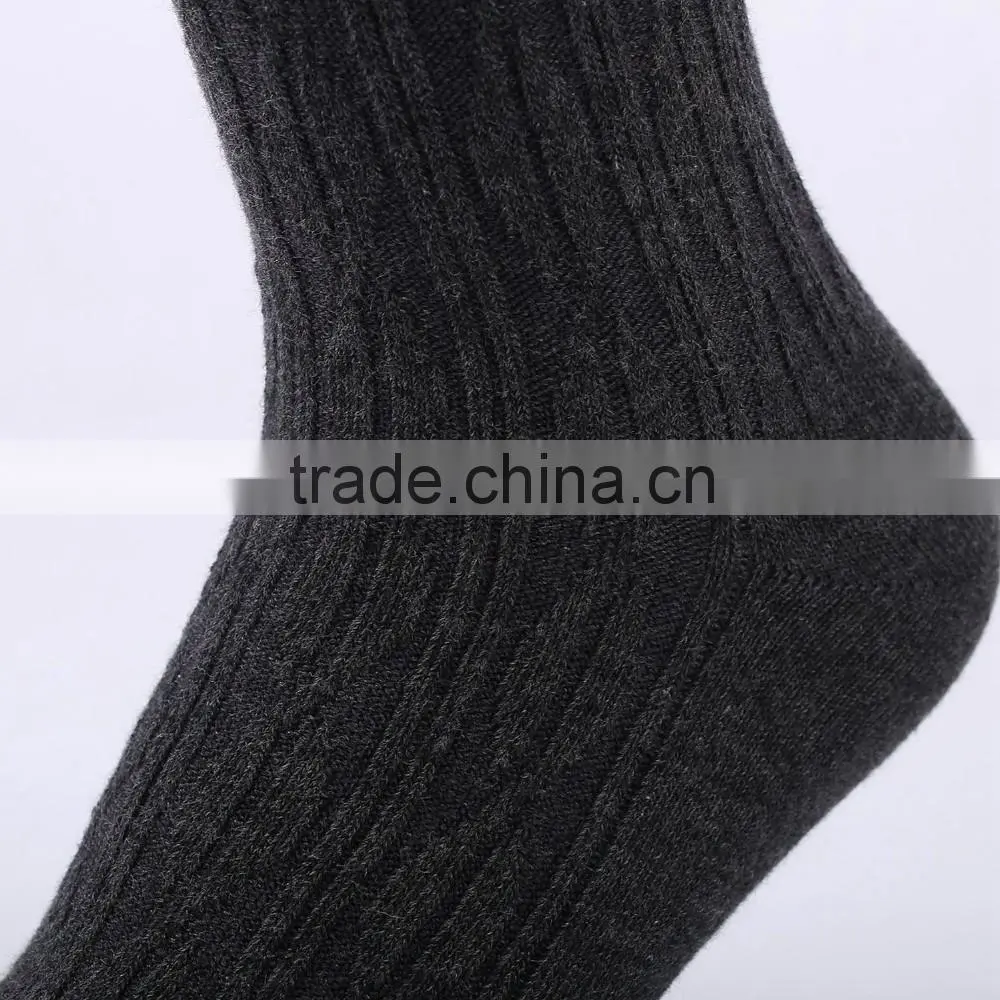 Knitted technics mens custom combed cotton high quality socks