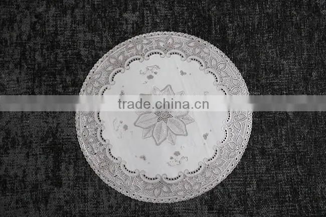 silver stylish table mat