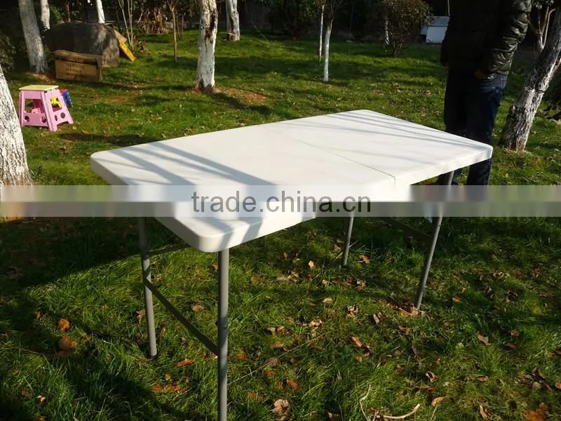 4FT Strong and durable blow molded folding table