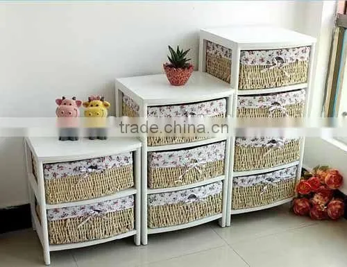 Chic Eco-Friendly Willow Craft