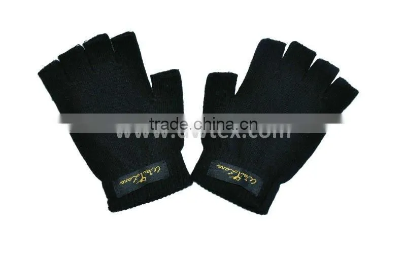 Knitted working gloves with rubber