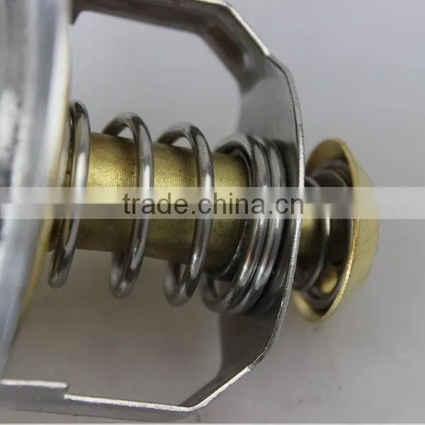 EX200-1/2 6BD1 Thermostat For Excavator Engine Parts 1-13700-70-0