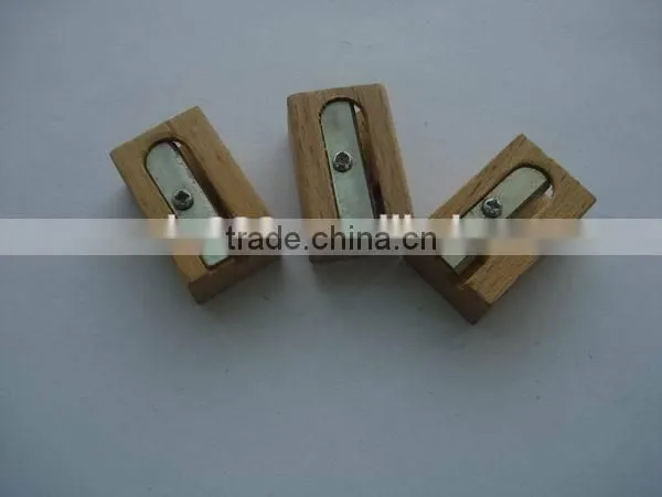 Factory wholesale one hole cheap wooden pencil sharpener