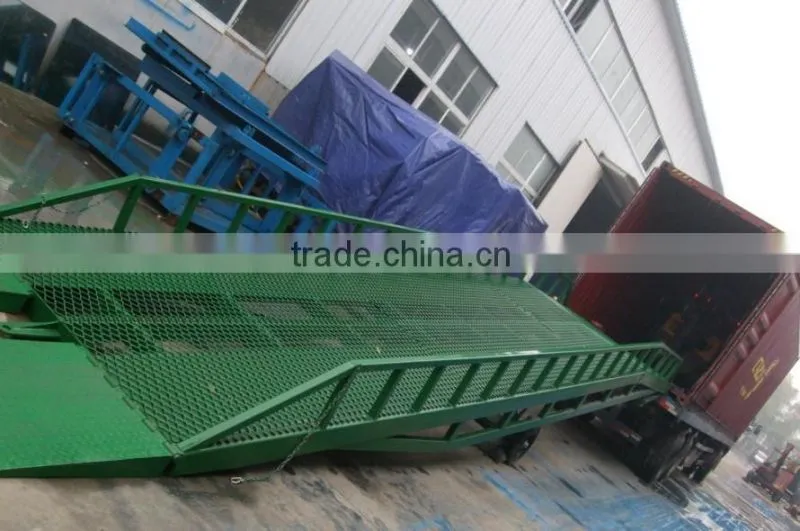 Hydraulic mobile heavy duty loading dock ramp