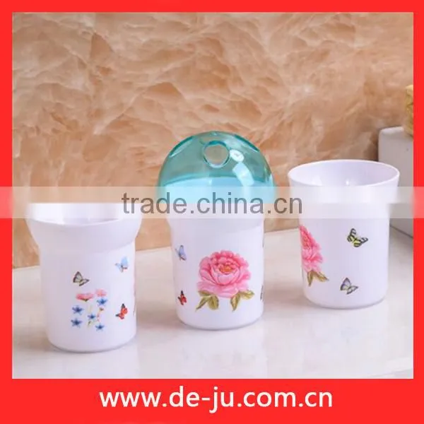 Simple Design Flowers Non-toxic Christmas Bathroom Set
