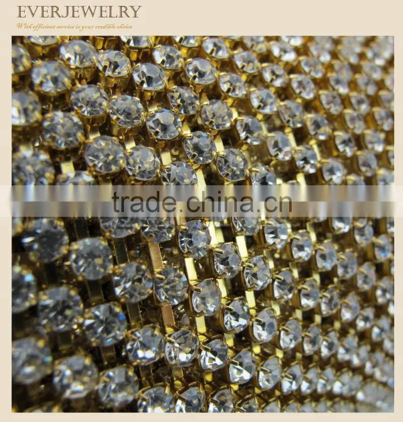 close rhinestone cup chain