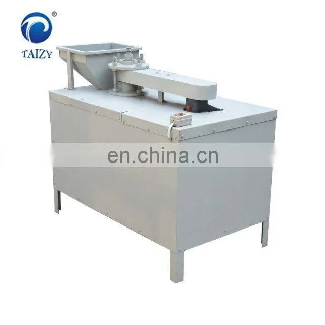 Pecan nut cracker and sheller machine
