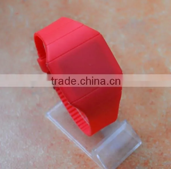 Hot selling vogue LED silicone bracelet watch china alibaba