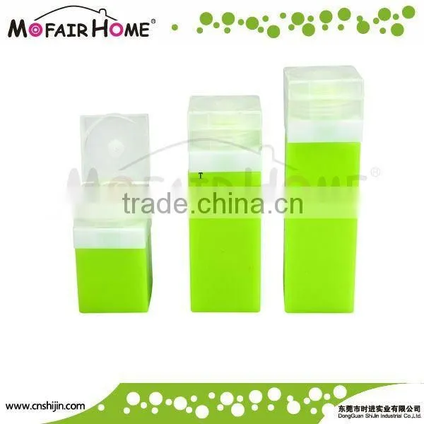 Various Colorful Portable travel kits