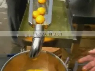 ZENYER 3000pcs/h stainless egg breaker machine