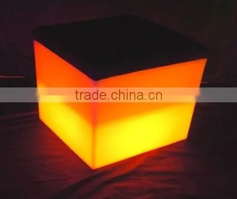 RGB illuminated LED light cube / rechargable outdoor and indoor LED cube seat with cushion