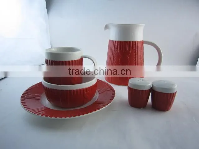 glazed porcelain breakfast set with peper and salt set