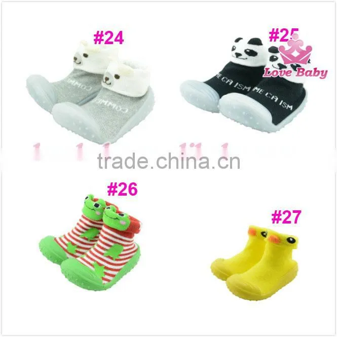 Boutique wholesale mix colors animal newborn rubber gum sole shoes