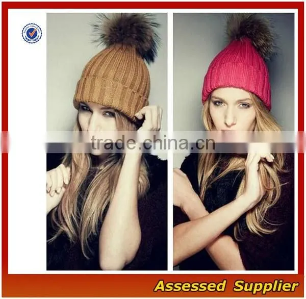 OEM High quality winter knit hat with ball on top women and man fahion beanie knitted hat with pompoms for wholesale