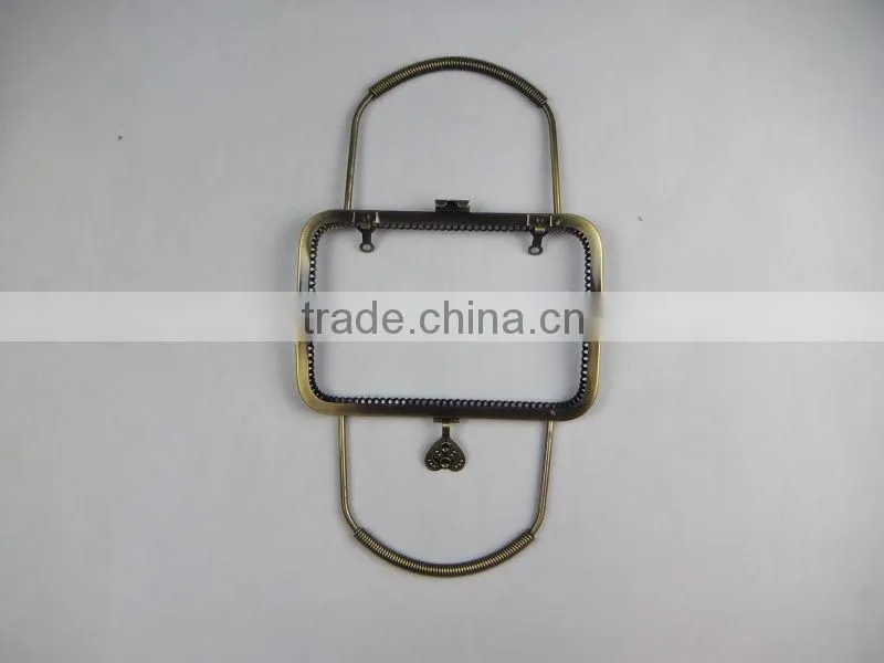 Factory price DIY antique brass kiss lock pinhole metal bag frame with handle&heart-shape clasp